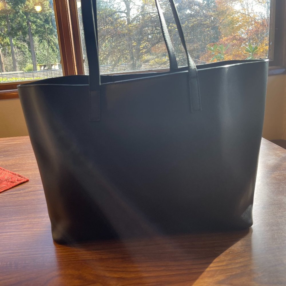 Away Travel Latitude Bag, Navy Blue